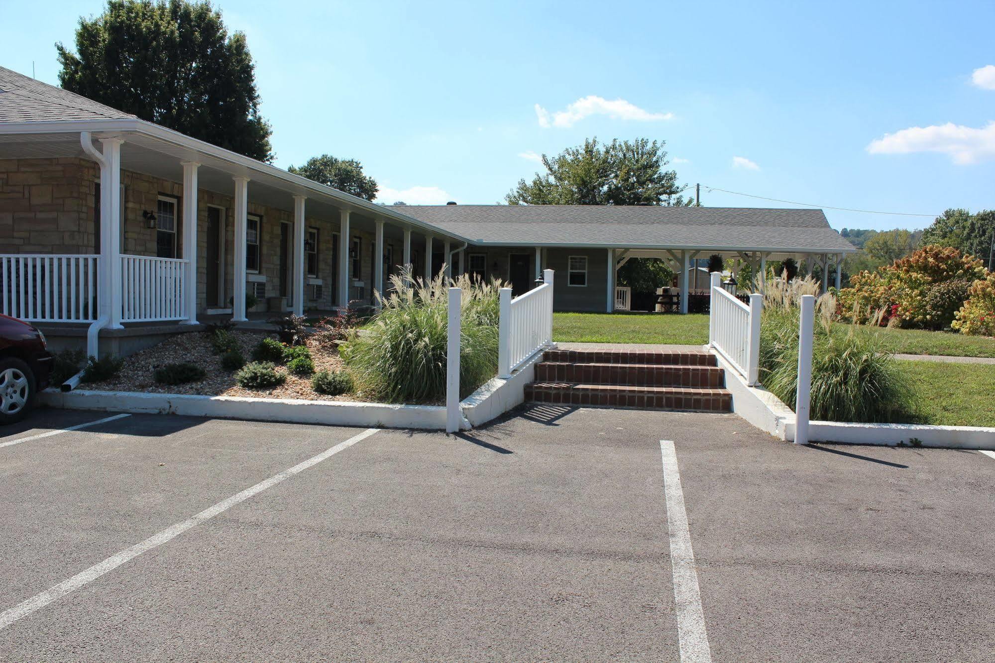 Brown'S Motel Aberdeen Exterior photo